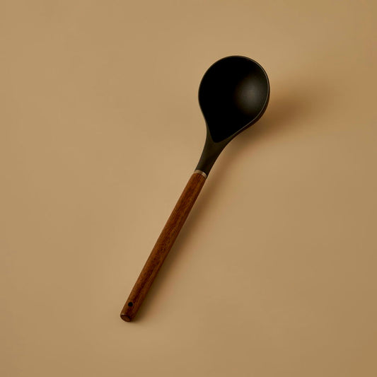 Golby Soeplepel Zwart (31,5x7,5 cm)