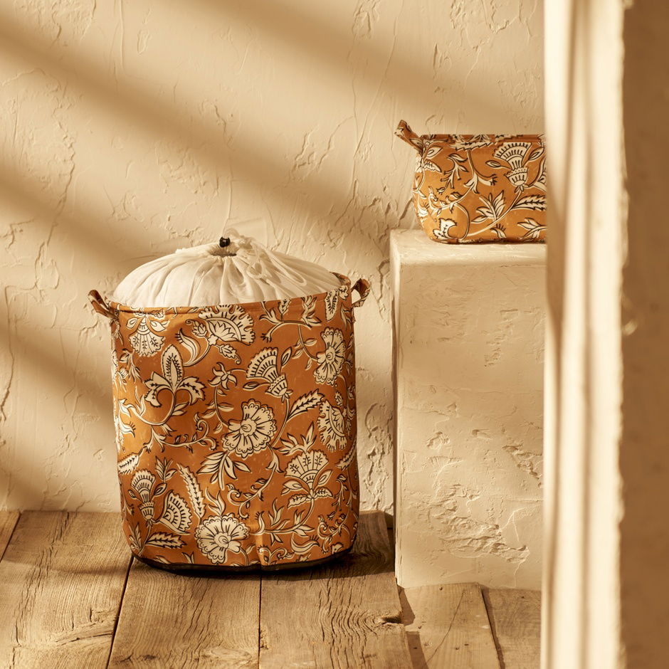 Wasmand met trekkoord in de vorm van een Indiase mond, mosterdgeel (36x40 cm) - Organizer cadeau