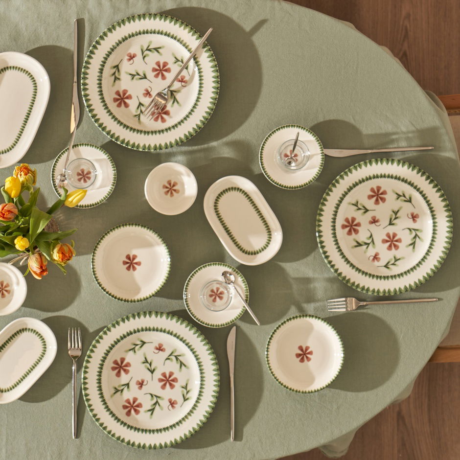 Bloemen Porselein 44 Delen Diner- en Ontbijtset