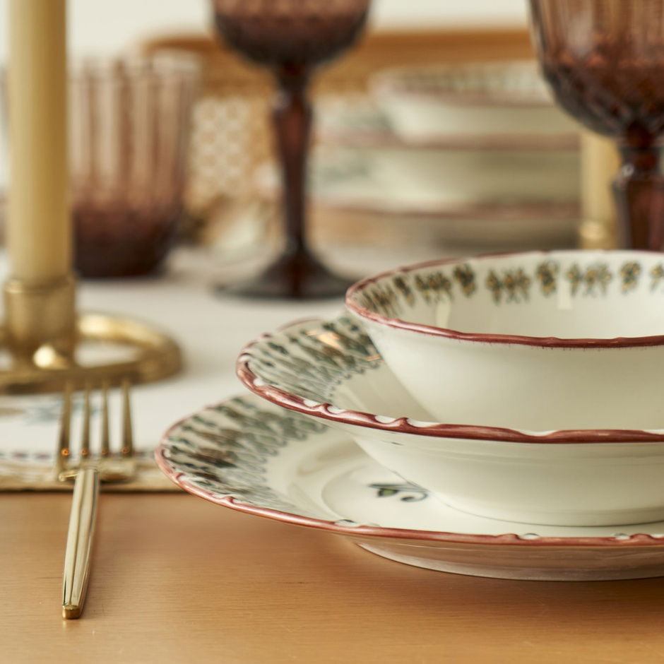 Indiaas porseleinen servies voor 6 personen, 24-delig, bordeauxrood