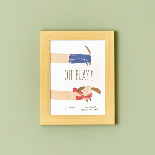 Ingelijst schilderij met worstenhondje, natuurlijk (17x23 cm)