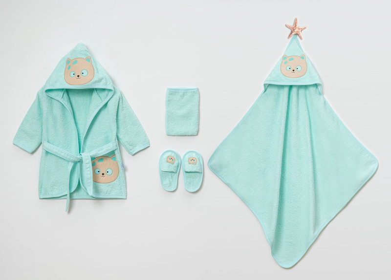 Baby Badset KAT 4-delig – Badjas, Badponcho, Slofjes & Washandje – Zacht & Absorberend – Met Capuchon